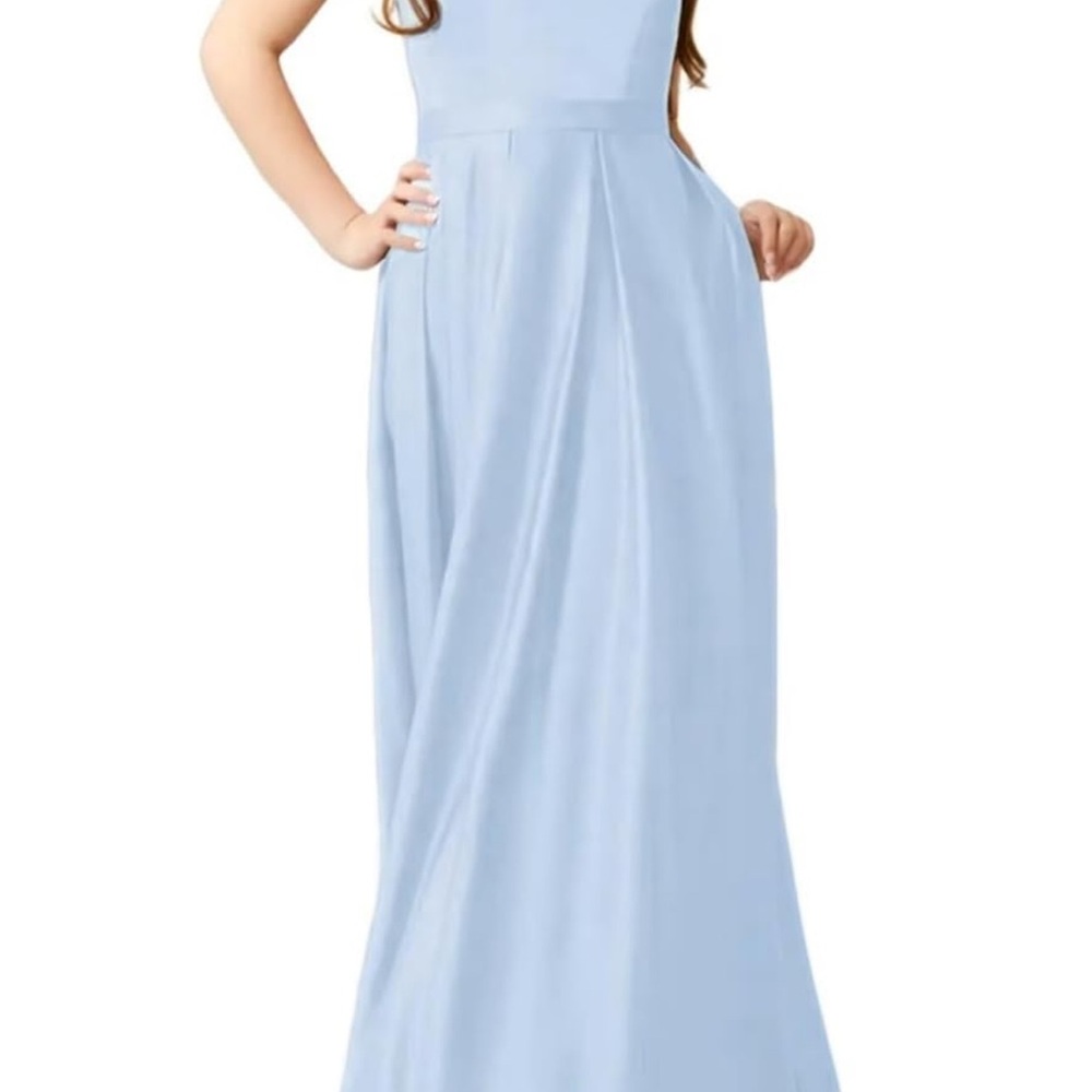 Elegant Light Blue Maxi Dress